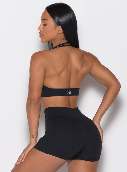 Sujetador con nudo y espalda descubierta