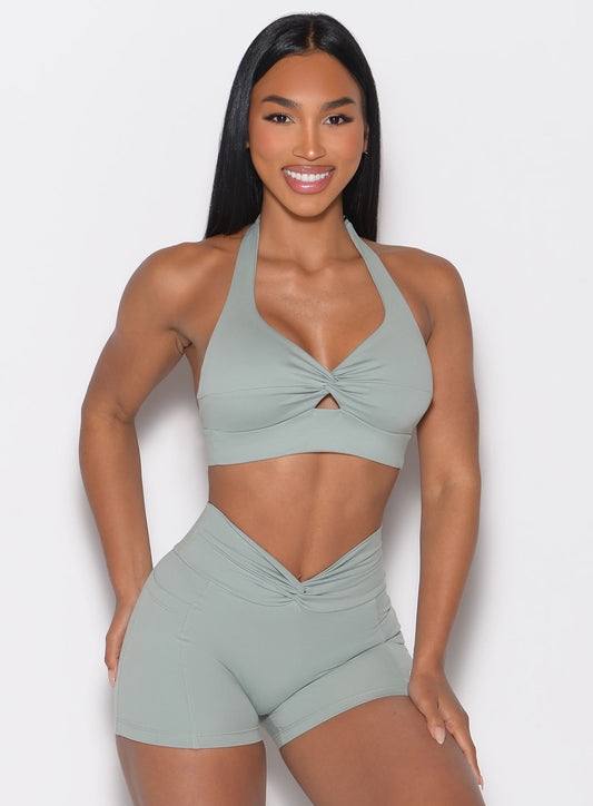 Sujetador con nudo y espalda descubierta