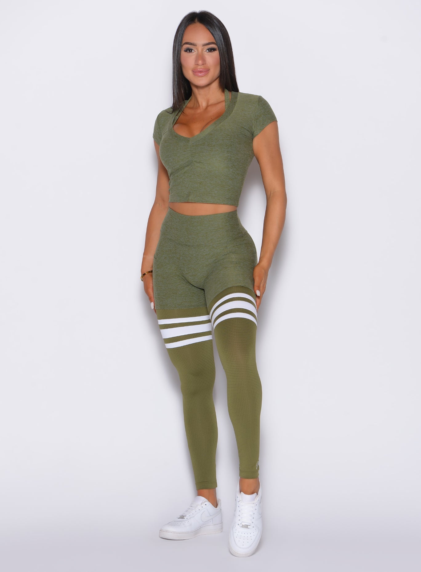 Conjunto de leggings y body de alto rendimiento