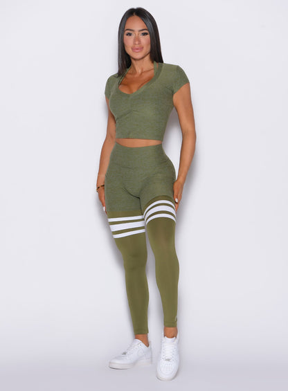 Conjunto de leggings y body de alto rendimiento