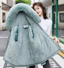 Casaco Feminino com Gorro e Interior em Pelúcia / Esbanje Muito Estilo & Classe Neste Inverno!