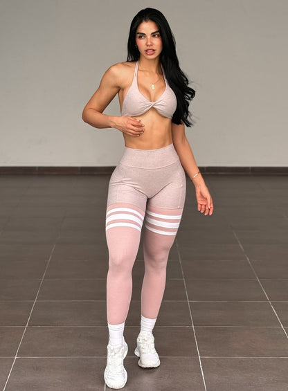 Medias altas fruncidas